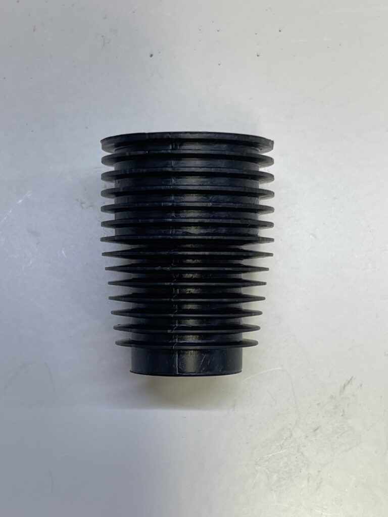 Reade Model Cylinder Side